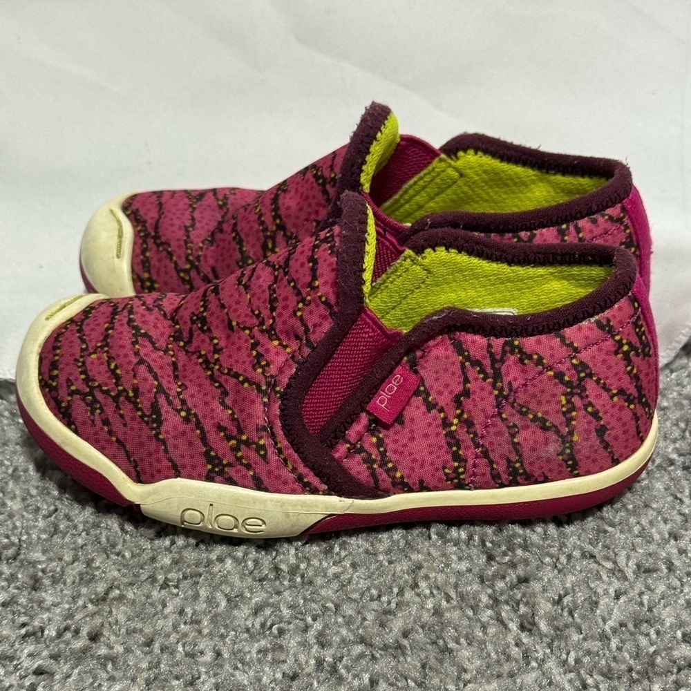 PLAE Migi Electric Fuchsia Surge Slip on Size 9.5 Toddler - Picture 3 of 8